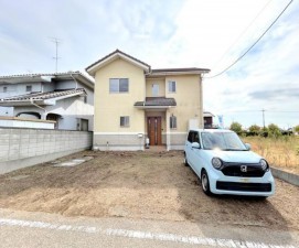 館林市花山町、中古一戸建ての画像です