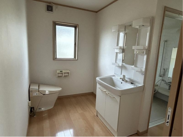 館林市朝日町、中古一戸建ての画像です