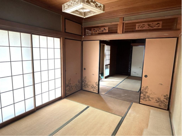 館林市近藤町、中古一戸建ての画像です