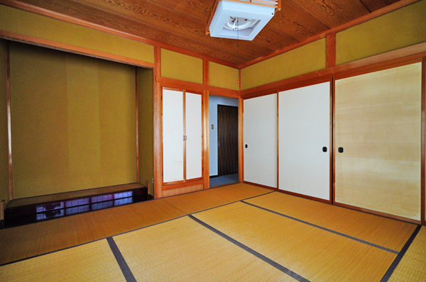 高山市下岡本町、中古一戸建ての画像です
