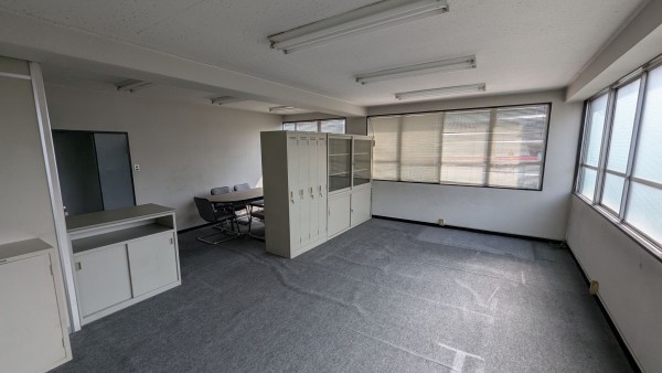 高山市上岡本町、収益物件/店舗事務所の画像です