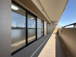 豊田市前山町、マンションのバルコニー画像です