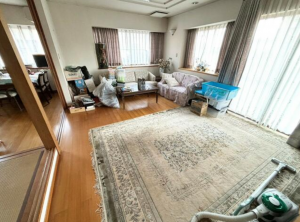 豊田市栄生町、中古一戸建ての画像です