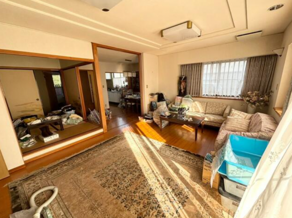 豊田市栄生町、中古一戸建ての画像です