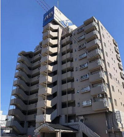 豊田市小坂本町、マンションの外観画像です
