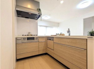 豊田市河合町、マンションのキッチン画像です