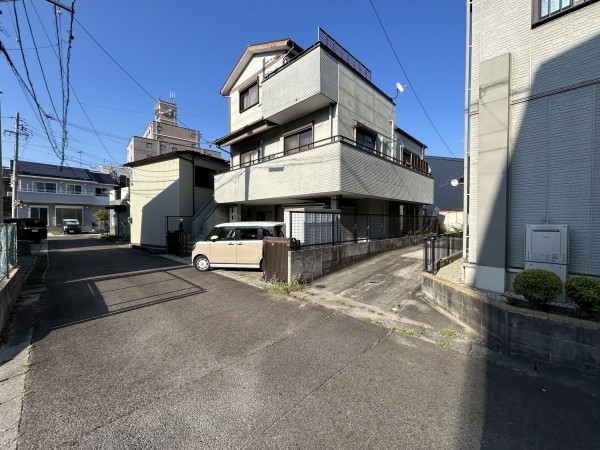 豊田市豊栄町、土地の前面道路を含む現地写真画像です
