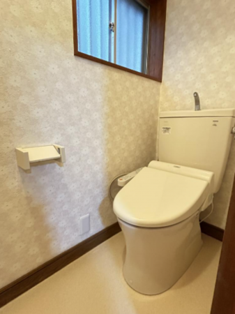 豊田市平山町、中古一戸建てのトイレ画像です