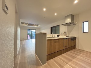 豊田市寺部町、新築一戸建てのキッチン画像です