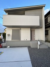 豊田市寺部町、新築一戸建ての外観画像です