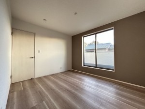 豊田市寺部町、新築一戸建ての寝室画像です