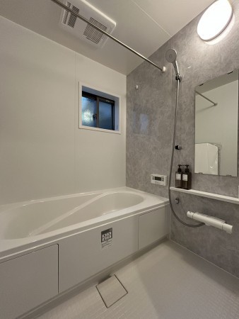 豊田市寺部町、新築一戸建ての風呂画像です