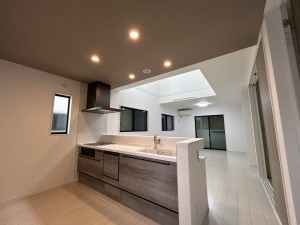 豊田市明和町、新築一戸建てのキッチン画像です