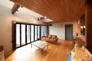 豊田市勘八町、中古一戸建ての居間画像です