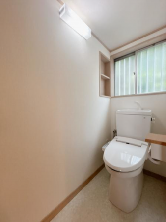 豊田市井上町、中古一戸建てのトイレ画像です