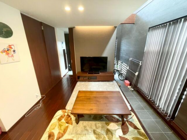 豊田市宝町、中古一戸建ての居間画像です