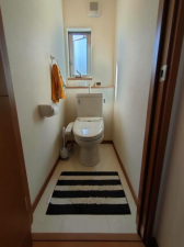 豊田市美和町、中古一戸建てのトイレ画像です