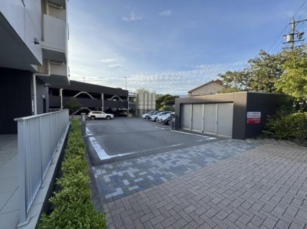 豊田市豊栄町、マンションの画像です