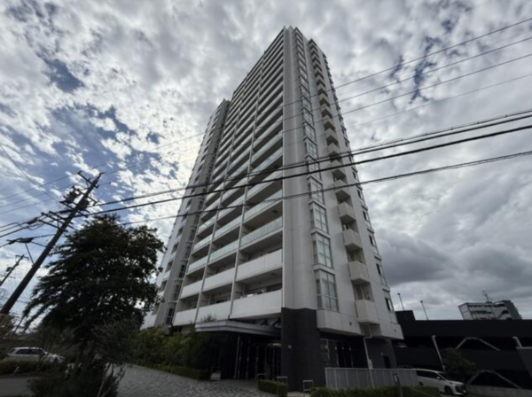 豊田市豊栄町、マンションの画像です