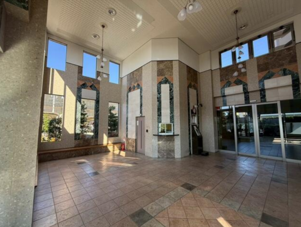 豊田市寿町、マンションの画像です