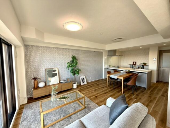 豊田市寿町、マンションの画像です