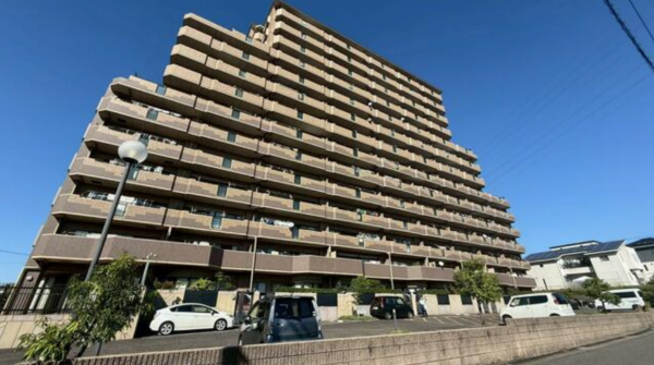 豊田市寿町、マンションの画像です