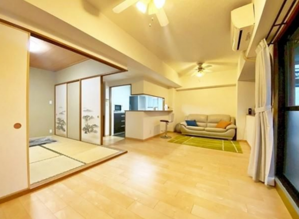 豊田市柿本町、マンションの画像です