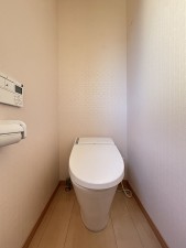 豊田市西広瀬町、中古一戸建てのトイレ画像です