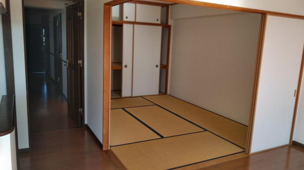 豊田市寿町、マンションの画像です