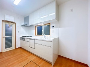 豊田市大林町、中古一戸建てのキッチン画像です