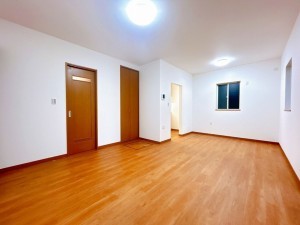 豊田市大林町、中古一戸建ての居間画像です