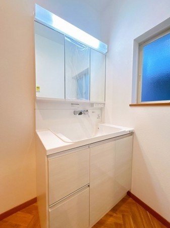 豊田市大林町、中古一戸建ての洗面画像です