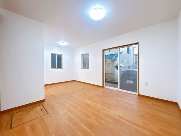 豊田市大林町、中古一戸建ての居間画像です