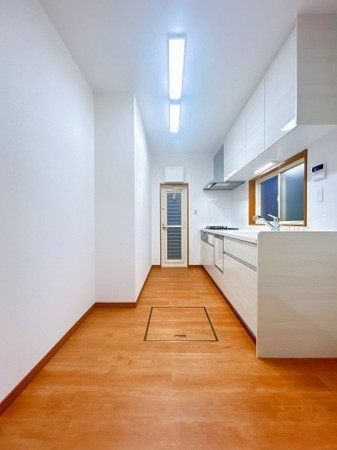 豊田市大林町、中古一戸建てのキッチン画像です