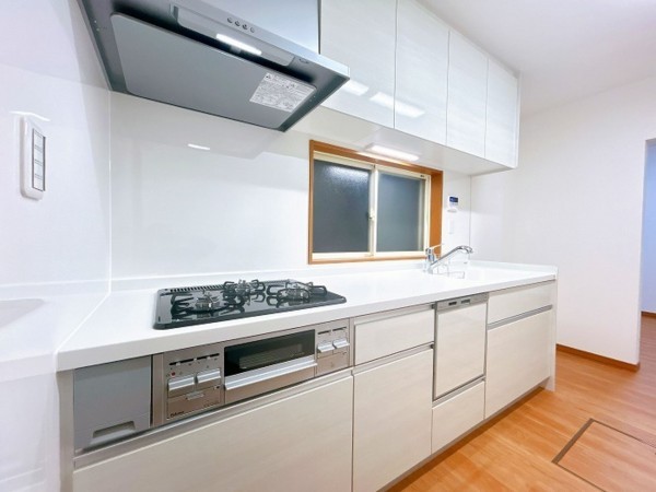 豊田市大林町、中古一戸建てのキッチン画像です