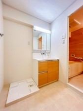 豊田市御幸本町、マンションの画像です