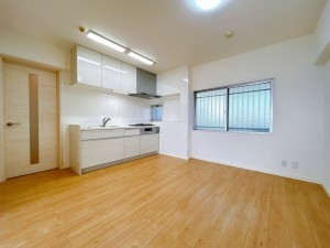 豊田市御幸本町、マンションの画像です