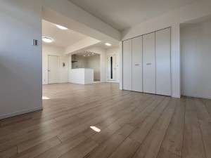 豊田市清水町、マンションの画像です