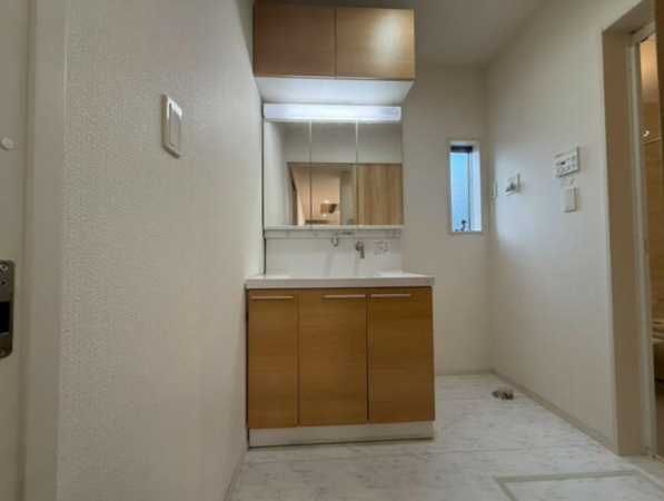 豊田市水源町、中古一戸建ての画像です