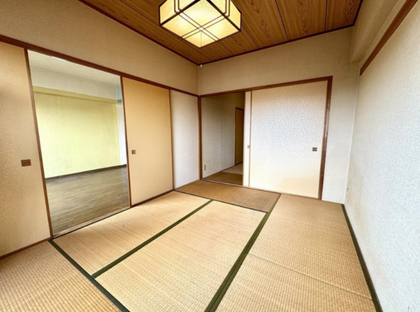 豊田市豊栄町、マンションの画像です