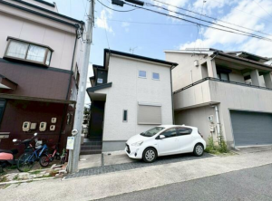 豊田市栄町、中古一戸建ての画像です