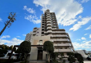 豊田市聖心町、マンションの画像です