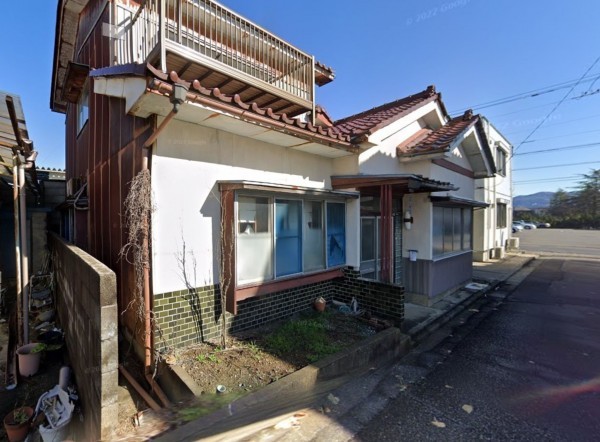 福井市志比口、土地の前面道路を含む現地写真画像です