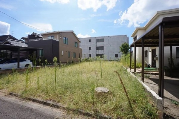 福井市大宮、土地の前面道路を含む現地写真画像です