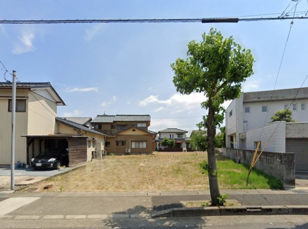 福井市上森田、土地の前面道路を含む現地写真画像です