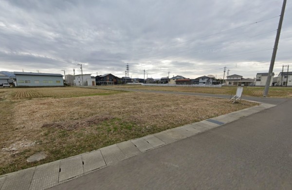 福井市定正、土地の前面道路を含む現地写真画像です