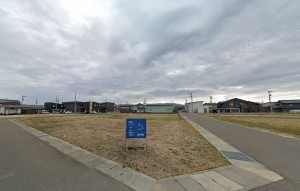 福井市定正、土地の前面道路を含む現地写真画像です