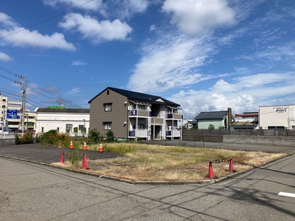 福井市大宮、土地の前面道路を含む現地写真画像です