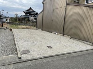 福井市高木町、土地の前面道路を含む現地写真画像です