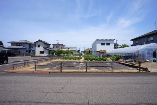 福井市舟橋、土地の前面道路を含む現地写真画像です